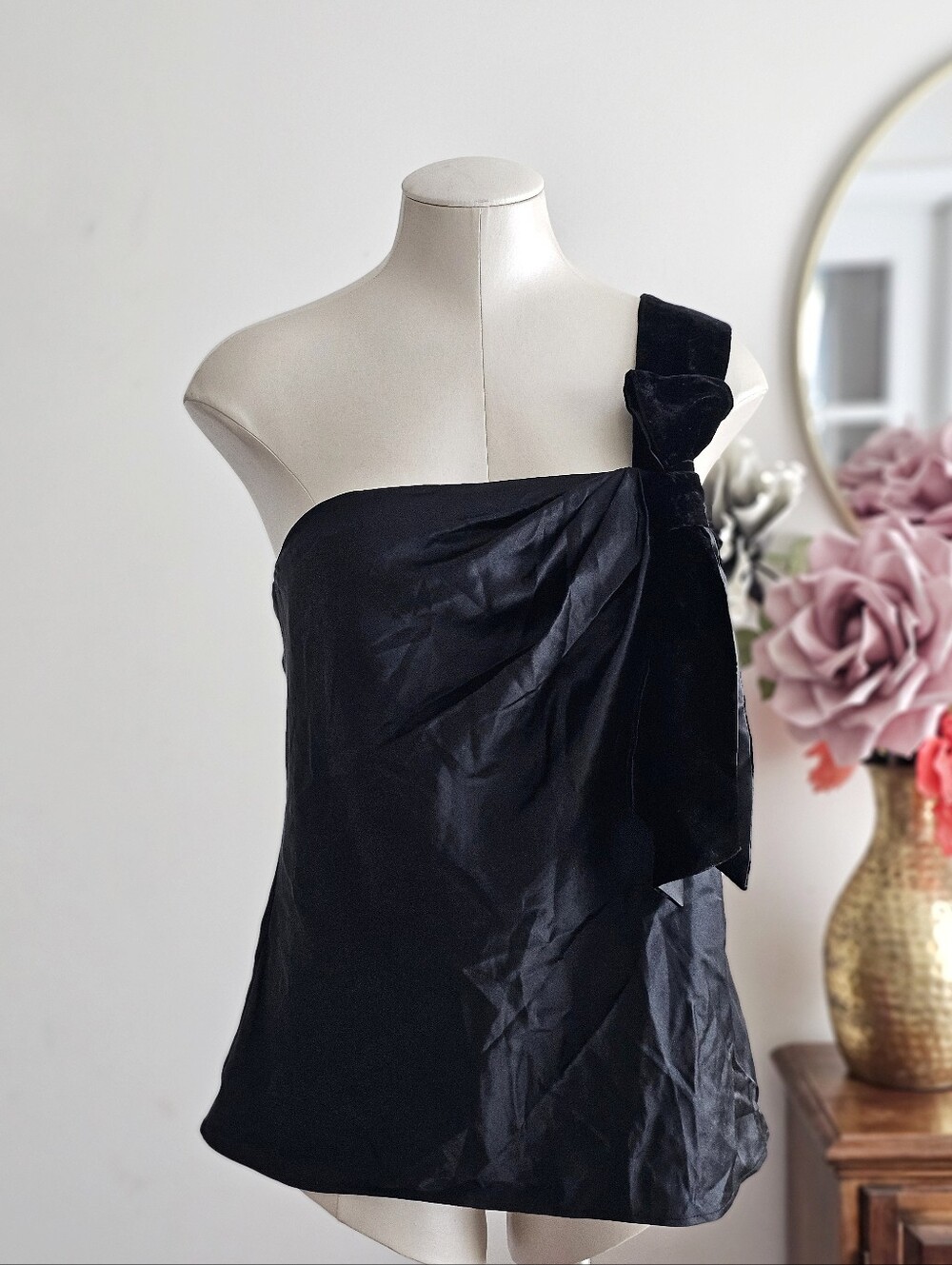 Ann Taylor NWT 100% Silk Black One Shoulder Velvet Bow Blouse Size 8